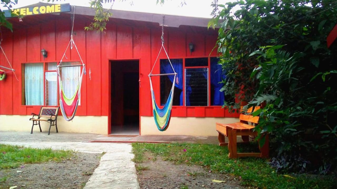 Pension Y Cabinas Colibri B&B Costa Rica Monteverde 外观 照片